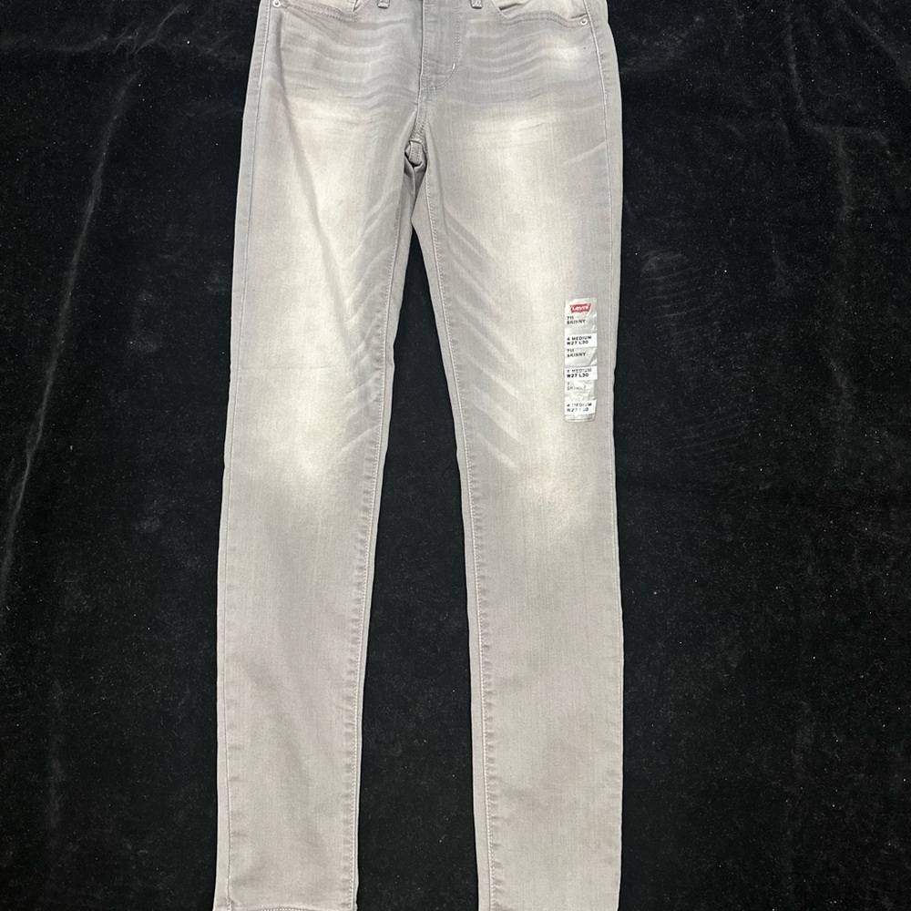 Levi's Gray Skinny Jeans with Distressed Details
